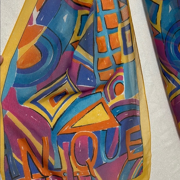 Abstract Multicolor Scarf - Picture 2 of 2